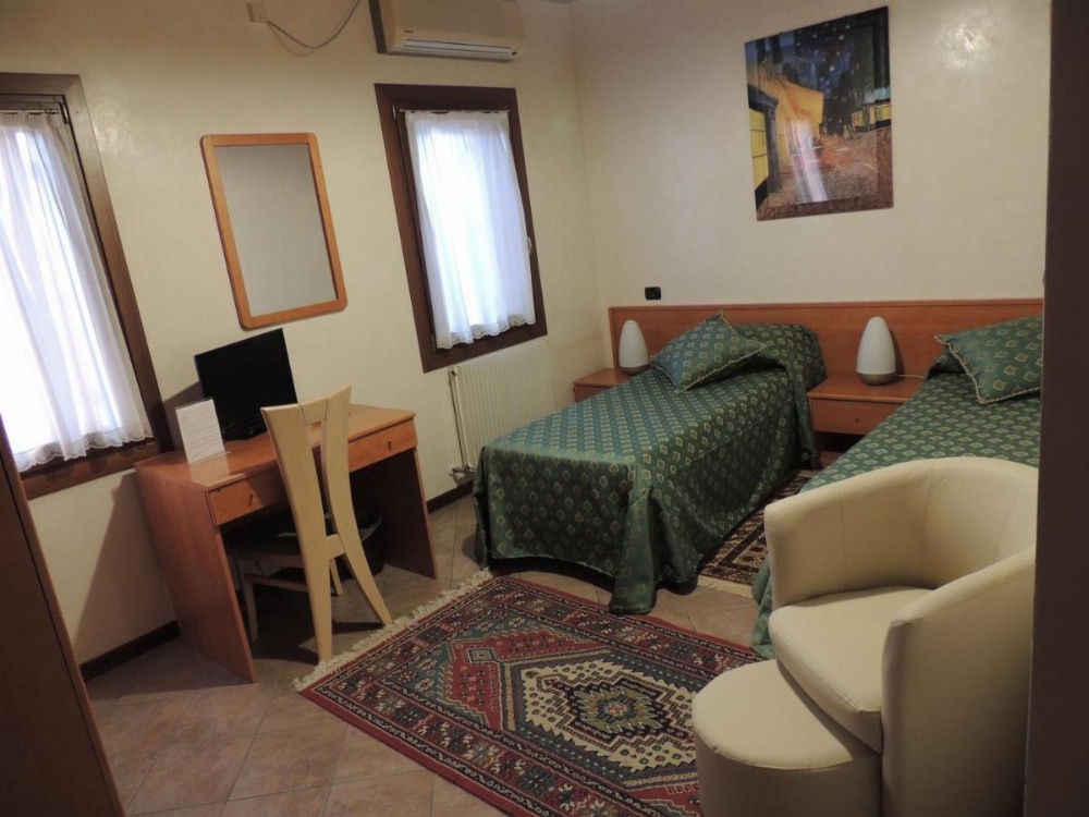 Country House Country Club