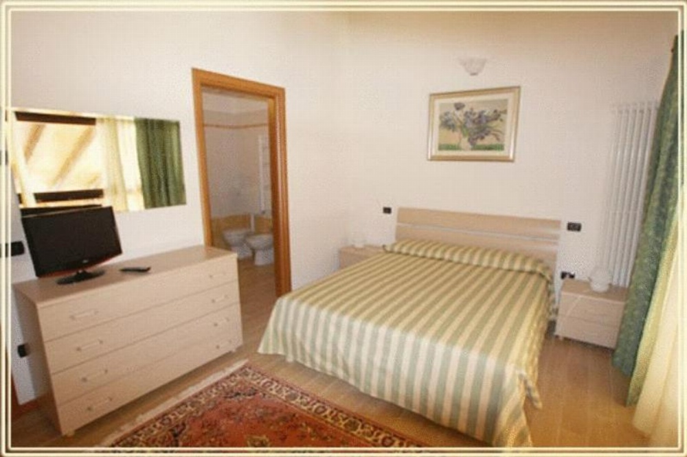 Country House Country Club